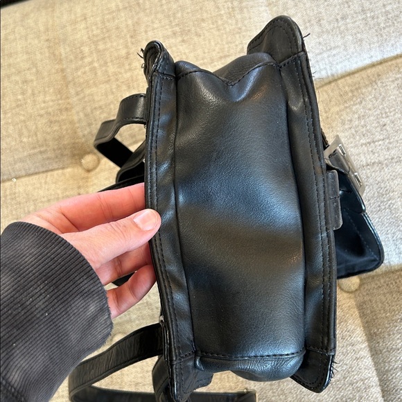 GREAT AMERICAN LEATHERWORKS BLACK BACKPACK BAG - Picture 12 of 16